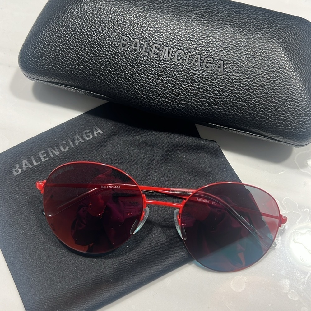 Balenciaga Red Mirrored Sunglasses - Picture 3 of 4